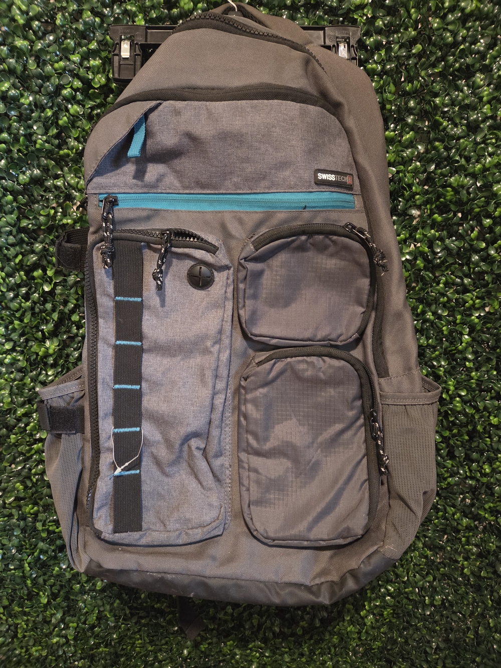 Swiss Tech Gray & Teal Men's Everyday Backpack